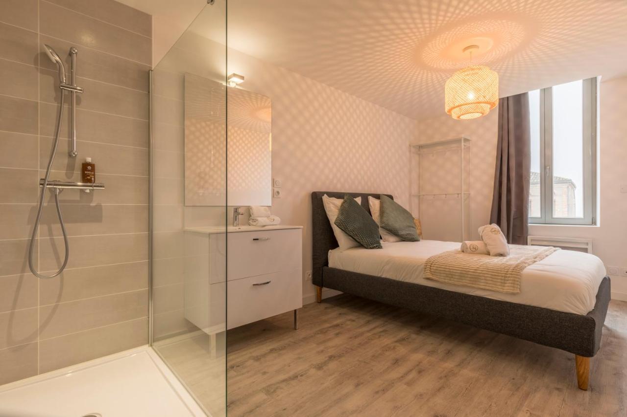 Atypique - 2 Chambres Avec Salles De Bains, Cuisine Equipee, Parking Gratuit Castelsarrasin Kültér fotó